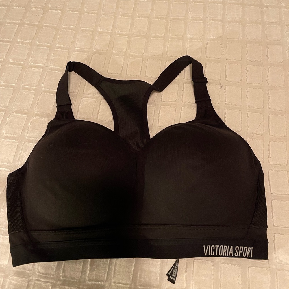 Incredible sports bra by Victoria’s secrets